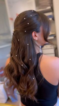 Hairstyle For White Gown, Peinados Para Graduacion Sueltos, Easy Hairstyles For Thick Hair, Simple Hairstyles, Easy Hair Updos, Hairstyles For Layered Hair