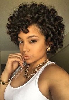 Short Crochet Hairstyles, Short Crochet, Crochet Hairstyles, Curly Crochet Hair Styles, Makeup Tip, Cute Curly Hairstyles, Crochet Braids Hairstyles