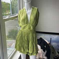 Nwt Free People Bonny Citron Silk Green Crinkly Pleated Mini Dress, Size X-Small, Msrp $128.00, Machine Washable, Tie String At Upper Back And At Waist Fitted Rayon Mini Dress For Party, Rayon V-neck Dress For Night Out, Beach Pleated V-neck Mini Dress, Beach V-neck Pleated Mini Dress, Flowy Pleated V-neck Mini Dress, Summer Pleated Rayon Dress, Green Rayon Mini Dress For Vacation, Green Rayon Mini Dress For Summer, V-neck Mini Dress In Rayon