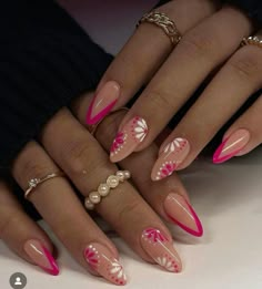 Shape Nails, Summery Nails, Almond Shape Nails, Classy Acrylic Nails, Almond Acrylic Nails, Almond Shape, Summer Acrylic Nails, Trendy Designs, Funky Nails