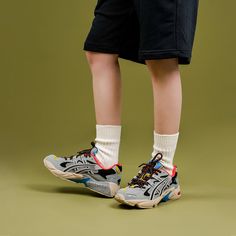 Asics is excited to bring back the Gel-Kayano 5 OG, one of the most iconic and beloved sneakers in the brand's history. This shoe was originally released in 1999 and quickly became a cult classic among sneakerheads and casual wearers alike. The 2018 release features the same bulky build and heavy overlays as the original, but with a few modern updates that make it even better than before. The tiger stripe branding has been updated with grey and black colors, and the GEL technology in the heel is Asics Running Shoes With Laces For Outdoor, Asics Outdoor Running Shoes With Laces, Asics Sneakers For Outdoor Activities With Round Toe, Asics Casual Sneakers For Outdoor Activities, Asics Casual Outdoor Sneakers, Asics Outdoor Running Shoes With Round Toe, Casual Asics Sneakers For Outdoor Activities, Casual Asics Sneakers For Outdoor, Asics Casual Walking Shoes With Rubber Sole