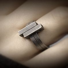 Futuristic Sci Fi Ring Sci Fi Jewelry Concept, Scifi Jewelry, Futuristic Ring, Dune Aesthetic, Futuristic Sci Fi, Sci Fi Jewelry, Futuristic Accessories, Universe Aesthetic, Women Robe