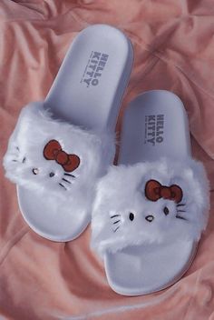 My Melody Slippers, Sanrio Shoes, Hello Kitty Slippers, Shoes Matching, Hello Kitty Merchandise, Pretty Sneakers, Hello Kitty Makeup