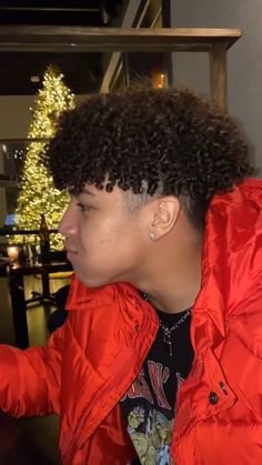 Layered Curly Hair Men, Men's Curly Hairstyles, Princeton Perez, Boys Haircut, Men Haircut Curly Hair, Layered Curly Hair, Boys Hair, Afro Men, Style Africain