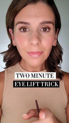 3,657 likes, 116 comments - katetalbertmua on June 12, 2022: "This hack is so simple but so effective! It literally takes just a few minutes and you're left with beautifully lifted eyes! Give it a tr...". Clinique Eyeliner, Kate Makeup, Eyeshadow Tips, Makeup Tips For Older Women, Makeup For Moms, Beautiful Eyelashes, Eye Makeup Techniques, Soft Glam Makeup