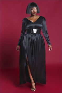 Black V Neck/Back Long Sleeved Maxi Dress- JIBRI – Jibri Online Holiday Party Outfit Jeans, Holiday Streetwear, Flare Maxi Skirt, Party Maxi Dress, Evening Dresses With Sleeves, Ankara Style, Dress Sleeve Styles, Evening Dresses Plus Size, Half Sleeve Dresses