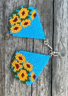 Handmade in Wisconsin, deep blue flower earrings, made from high quality miyuki delica beads Blue Flower Earrings, Handmade Sunflower, Miyuki Delica Beads, Seed Beading, Beading Projects, Delica Beads, Brick Stitch, Bead Earrings, Blue Flower