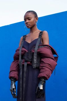 dailypaper-fall-winter-2017---web---19 Style Bleu, School Photography, Mode Inspo, Inspiration Mode, Mode Inspiration, Fashion Details, Costume Design, Fashion Photo, Editorial Fashion