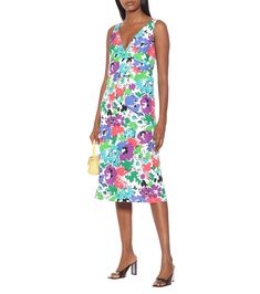 Floral twill midi dress in multicolor Floral Midi Dress, Lily Pulitzer Dress, Floral Prints, Online Store, Midi Dress, Mini Dress, Luxury Fashion, How To Plan, Floral