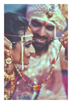 Marathi Wedding Aesthetic, Long Mangalsutra, Indian Bride Photography Poses, Marathi Wedding