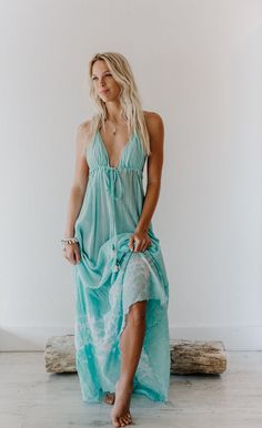 Beachy Boho Style, Surf Boutique, Teal Maxi Dress, Teal Outfits, White Maxi Dress Boho, Maxi Dress Outfit, Tie Dye Maxi Dresses, Tie Dye Maxi, Boho Chic Outfits