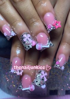 Famous Nails, Nails Short Acrylic, Acrylic Nails Short, Acrylic Nails Designs, Diy Acrylic Nails