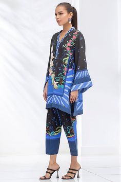 Black And Blue Crepe Printed Kurta And Matching Printed Panwar – Sania Maskatiya International Blue Tunic Sets For Spring, Bohemian Blue Sets With Digital Print, Bohemian Blue Digital Print Sets, Black Silk Sets With Floral Print, Blue Sets With Graphic Print And Relaxed Fit, Blue Printed Kaftan For Summer, Blue Kaftan With Printed Motifs For Summer, Blue Summer Kaftan With Printed Motifs, Black Printed V-neck Kaftan