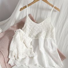 Spring Casual Camisole Set, Fitted Camisole Set For Summer, White Two-piece Tops For Spring, Casual Summer Camisole Set, Casual Cami Sets For Summer, Casual Summer Cami Sets, Casual Spring Cami Sets, White Crochet Camisole Top For Summer, White Fake Two-piece Top For Spring