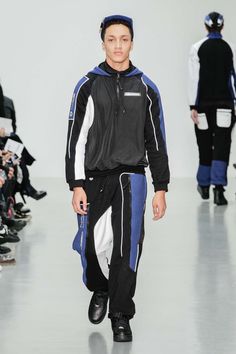 Nasir Mazhar, Jeans Outfit Men, Mens Fashion Streetwear, British Vogue, Sports Suit, Kids Sports, Ski Wear, Sport Wear