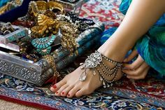 Anklet/Payal Estilo Hippy, Mode Hippie, Ankle Jewelry, Coachella Outfit, Styl Boho, Foot Jewelry, Vanessa Hudgens, Marchesa, Indian Jewellery