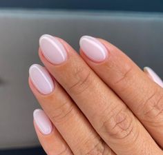 Dip Powder Nails Oval Shape, Solid Color Wedding Nails, Cream Summer Nails, Prom Nails Basic, Simple Gel Almond Nails, Short Nail Neutral, Senior Portrait Nails, Light Simple Nails, Nails That Look Good Grown Out