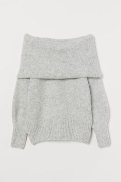 Off The Shoulder Jumper, Paris Mode, Looks Party, Stockholm Fashion, Winter Fits, Mode Inspo, Shoulder Sweater, Hogwarts