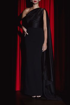 Solace London yeva maxi dress in black. BODY: 100%POLY; SKIRT:95% POLY 5%ELASTANE DRY CLEAN ONLY Made in CHN Black Tie Winter Wedding, Winter Wedding Guest, Metal Choker Necklace, Winter Wedding Guests, Solace London, Metal Choker, Goddess Dress, Pre Fall Collection, Casual Evening