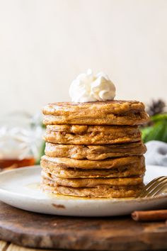 A stack of pancakes on a plate. Easy Healthy Pancakes, Gingerbread Protein, Cottage Cheese Pancakes Recipe, Protein Pancakes Recipe, Gingerbread Pancakes, Gingerbread Cottage, Greek Yogurt Pancakes, Easy Breakfast Recipe