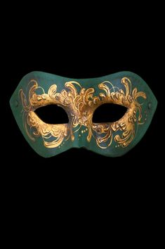 Katherina Authentic venetian mask in papier mache. Handcrafted according to the original Venice carnival tradition. Manifactured in Venice by the famous venetian masters. Each item is provided with certificate of authenticity. H9,5 x W18,5 cm Masquarade Mask, Masquerade Mask Diy, Venetian Masquerade Masks, Venice Mask, Paris 1900, Venetian Carnival Masks, Ball Mask, Venetian Masquerade, Adornos Halloween