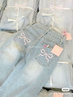 #fashion #1 #aesthetic #jeans #bow #love #instagood #nature #outfits #outfitideas #outfitphotos #outfitsoftheday #outfitinspiration #outfitgoals Aesthetic Jeans, Nature Outfits, Denim Fits, Bow Embroidery, Badass Outfit, Crop Top Dress, Pink Bows, Comfort Color, Really Cute Outfits