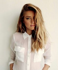 Amber heard is so gorgeous. blonde hair (ombre) with dark eyebrow Dip Dye, Messy Hairstyles, Gorgeous Hair, Hair Day, Pretty Hairstyles, Lany