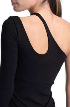 This close-fitting top is designed in a sleek shoulder-baring silhouette with an edgy neckline cutout. One-shoulder neck Single long sleeve 96% Tencel® lyocell, 4% elastane Tencel lyocell is a more-sustainably produced fiber made with closed-loop processing Machine wash, line dry Imported Hairstyling Products, Rollerball Perfume, Face Mist, Makeup Gift, Fragrance Design, One Shoulder Tops, Styling Tools, Black Fits, Travel Size Products