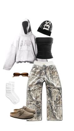 Yeezy Hoodie, Outfit Info, Style Cargo Pants, Baggy Streetwear, Outfit Inspo Casual, Trendy Outfits For Teens, Style Cargo, Camo Pants, Swaggy Outfits