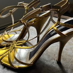 Unworn Dolce & Gabbana Gold Leather Metallic ( Not Glitter And Not Fabric) Strappy Sandals With Heel. Size 39.5 Made In Italy Gold Heels For Gala Holiday, Fitted Gold Heels For Evening, Gold Heels For Gala And Holiday Events, Gold Sandals For Formal Holiday Occasions, Gold Sandals For Formal Holiday Events, Gold Formal Sandals For Holiday, Formal Gold Sandals For Holiday, Gold Holiday Evening Heels, Glamorous Yellow Party Sandals