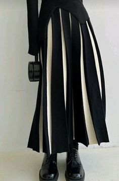 Rok Midi, Sandal Tali, Nature Dress, Pleated Long Skirt, Knit Midi Skirt, Long Skirts For Women, Knitwear Fashion, Fall Skirts