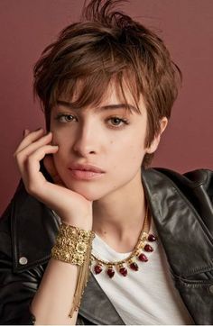 Tomboy Hairstyles, Oval Face Haircuts, Fall Hair Cuts, Short Hairstyles For Thick Hair, Short Pixie Haircuts, Cute Hairstyles For Short Hair, Short Hair Styles Pixie, Dream Hair, 가을 패션