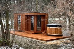 Feel the unique warmth and velvet of the highest-quality Scandinavian pine Diy Sauna, Backyard Spa, Hot Tubs Saunas, Sauna Room