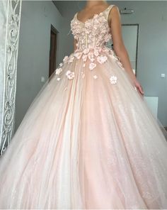 Blush Pink Tulle V Neck Ball Gown Flower Wedding Dresses V Neck Ball Gown, Prom Goals, Blush Pink Wedding Dress, Pink Ball Gown, Floor Length Wedding Dress, Gold Bridesmaid Dresses, Floral Prom Dresses, Pink Evening Dress, Pink Wedding Dresses