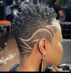 Fades For Women, Female Haircut Designs, Female Fade Haircut, Natural Hair For Black Women, Badass Haircut, Short Hair Blowout, Haircut For Black Women, Fade Haircut Designs