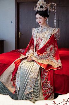 New Design Traditional Han Dynasty Wedding Bridal Gown 韩妃 - Etsy Chinese Wedding Dress Traditional, Chinese Bride, Red Qipao, Traditional Chinese Wedding, Modern Cheongsam, China Clothes, Chinese Wedding Dress, Han Dynasty, Traditional Wedding Dresses