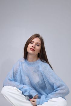 Knitted Mohair and Silk sweater - oversized sweater XS-XL - Italian 70% kid mohair 30% silk - extra soft - extended sleeve - easy care Pull Mohair, Soft Sweaters, Silk Sweater, Woman Sweater, Pull Oversize, Sweater Oversized, Silk Knit, Mohair Sweater, Oversized Pullover