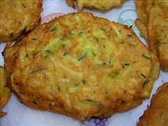 some fried food is sitting on a piece of paper