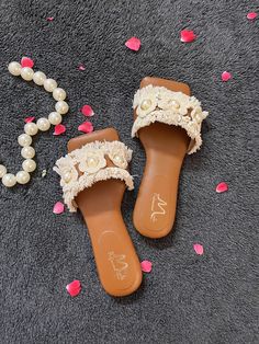 A beautiful Tan fringed  handcrafted pearl Flat sandal, perfect for summer look. Grab your perfect pair.  #indianblogger #indianwedding #highfashionfootwear #smallbusiness #fashion #partytime #heels #supportsmallbusiness #ss23collection #2023 #indianwedding #indiandesigner #footwear #fashionstyle #fashionfootwear #streetstyle #indianwedding #wedding #weddingphotography #wedding2023 #supportlocal #transparentheels #shoponline  #cristal #squaretoe Luxury Traditional Sandals For Festivals, Luxury Traditional Sandals For Festive Occasions, Traditional Luxury Sandals For Festive Occasions, Luxury Traditional Party Sandals, Luxury Traditional Sandals For Festive Season, Indian Sandals, Fancy Sandals, Indian Shoes, Transparent Heels