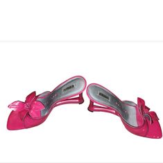 From Display Wall Made In Brazil Formal Pink Patent Leather Sandals, Formal Summer Shoe Clips, Display Wall, Leather Flower, Leather Flowers, Shoes Size 7, Heels Sandals, Made In Brazil, Pink Leather