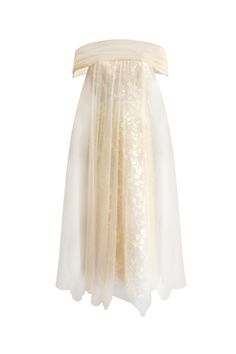 This elegant piece features an off-shoulder design, a chic lace overlay, and an exquisite floor-length cut. Perfect for a formal event or a special evening. Dress Overlay, Summer Gowns, Wedding Event Dresses, Dorothy Dandridge, Types Of Lace, Twisted Dress, Overlay Dress, Linen Maxi Dress, Lace Overlay