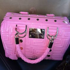 Pink Purses, Versace Bag, Glitter Rosa, Girly Bags, Lv Bags, Handbag Heaven, Luxury Purses, Pink Purse