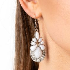 Gorgeous To Wear To Any Event! Nwt Elegant White Jewelry For Spring, Elegant White Summer Earrings, Elegant White Spring Jewelry, White Teardrop Jewelry For Party, White Dangle Jewelry For Spring, White Earrings With Ear Wire For Spring, Spring White Earrings With Ear Wire, White Dangle Earrings For Spring, White Drop Earrings For Spring