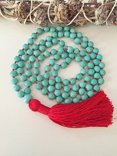 malas 108 mala beads yoga jewelry tassel necklace Bohemian Spiritual Beads, Anklets Diy, Farmhouse Beads, Boho Beads, Blue Green Turquoise, Yoga Necklace, Diy Tassel, 108 Mala Beads, Jewelry Knots