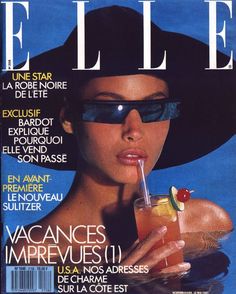 Schwänze & Meme Vogue Covers, Christy Turlington, Photo Wall Collage, Vintage Vogue, Collage Wall, A Magazine, Magazine Covers, Picture Wall, Wall Collage