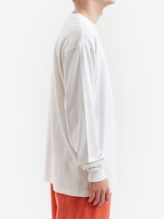 Elevate your basics with this Goodhood Worldwide crisp white long sleeve sleeve crewneck t-shirt, featuring a single breast pocket. 100% Cotton Garment Dyed 300 GSM Long Sleeve Crewneck *Model is 6'2" and wears a size Large *Womens Model is 5'10" and wears a size Small Oversized Long Sleeve Classic T-shirt, Classic Oversized Long Sleeve T-shirt, Classic Long Sleeve Oversized T-shirt, White T-shirt With Ribbed Cuffs In Relaxed Fit, White T-shirt With Ribbed Cuffs And Relaxed Fit, White Cotton T-shirt With Ribbed Cuffs, White Long Sleeve Relaxed Fit T-shirt, Basic White Long Sleeve Sweatshirt, Relaxed Fit Long Sleeve White Top