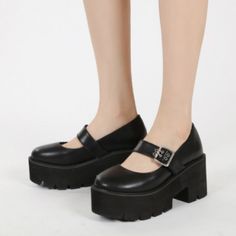 Chunky Heel Vintage Lolita Black Shoes on Luulla Work Place, Summer Styles, Summer Outfits Women, Chunky Heel, Chunky Heels, Pay Attention, Black Shoes, Trendy Outfits, Trendy Fashion