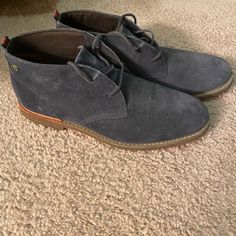 Stylish 100% Real Suede Timberland Chukka Boots. Almost Unworn. Men’s Size 9. Blue Suede Plain Toe Boots, Casual Business Desert Boots With Suede Lining, Timberland Casual Suede Boots, Casual Timberland Suede Boots, Casual Suede Timberland Boots, Casual Blue Boots With Suede Lining, Casual Blue Boots For Workwear, Casual Blue Workwear Boots, Blue Timberland Boots With Round Toe