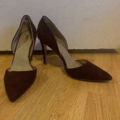 Cute Burgundy Heels, Too Big For Me So Never Before Worn Burgundy 4-inch Heels For Office, Burgundy Suede Pointed Toe Heels, Burgundy Heels With 4-inch Heel For Office, Burgundy Pointed Toe Heels For Work, Burgundy Heels, Just Fab Shoes, Justfab Shoes, Shoes Brand, Shoe Brands