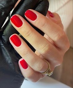 Short Red Nails Square, Cute Short Red Nails, Nails Square Round, Red Nails Square, Sheer Nails, Red Manicure, Elegant Nail Designs